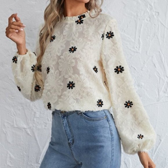 Embroidered Lacey Blouse with Floral Print - Picture 3 of 7
